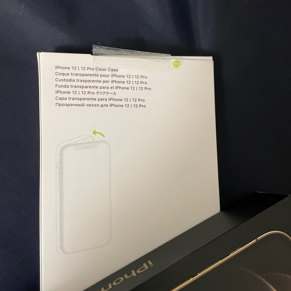 iPhone 12 pro case - Picture 3 of 4